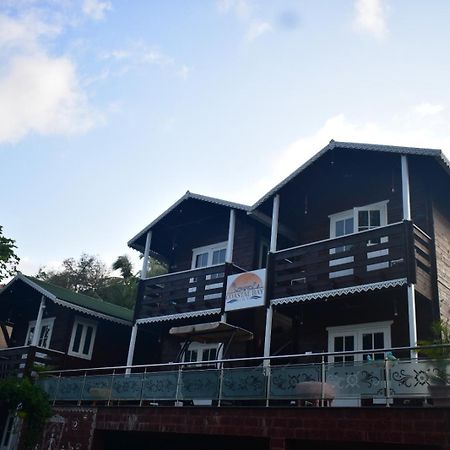 Coastal Bay Inn Alibag Exterior photo