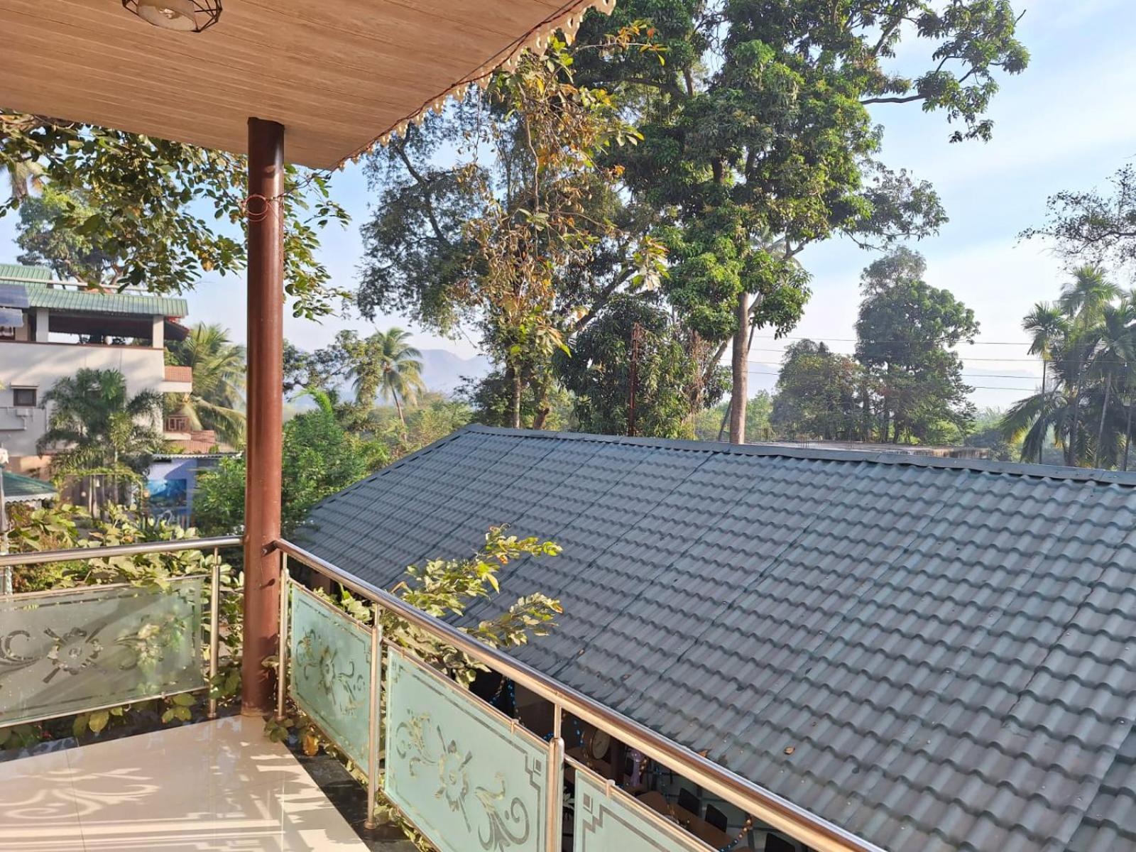 Coastal Bay Inn Alibag Exterior photo