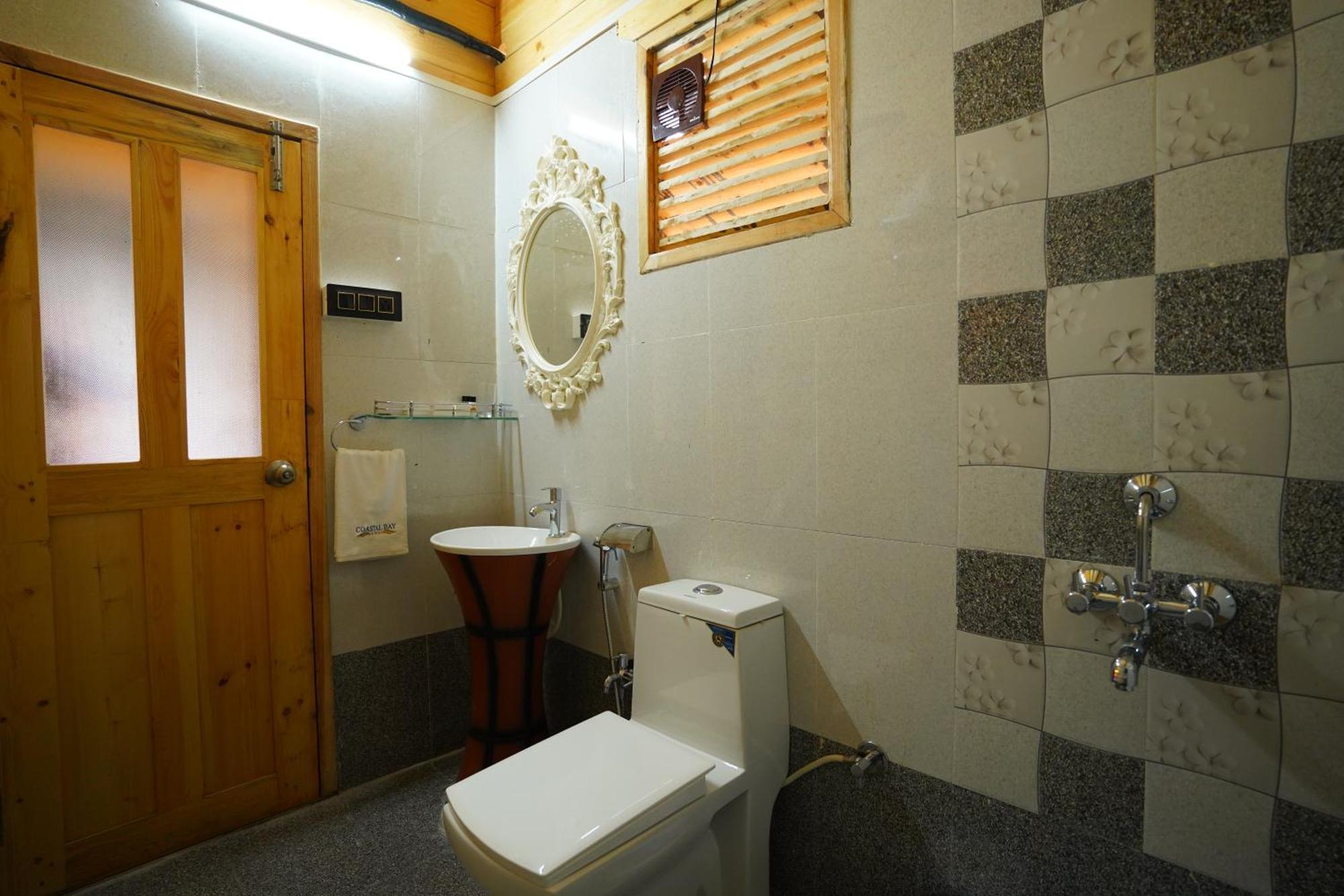 Coastal Bay Inn Alibag Exterior photo