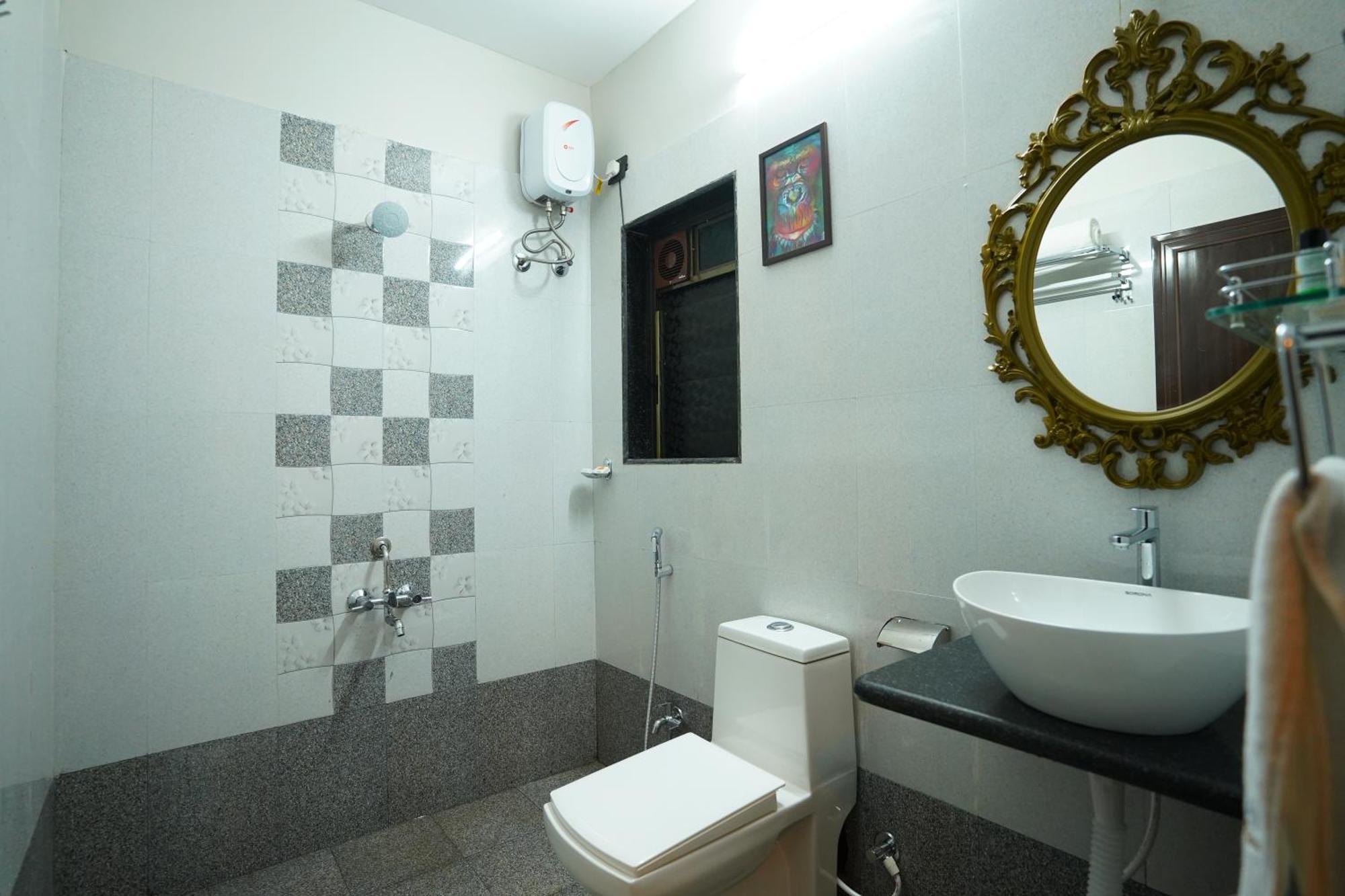 Coastal Bay Inn Alibag Exterior photo