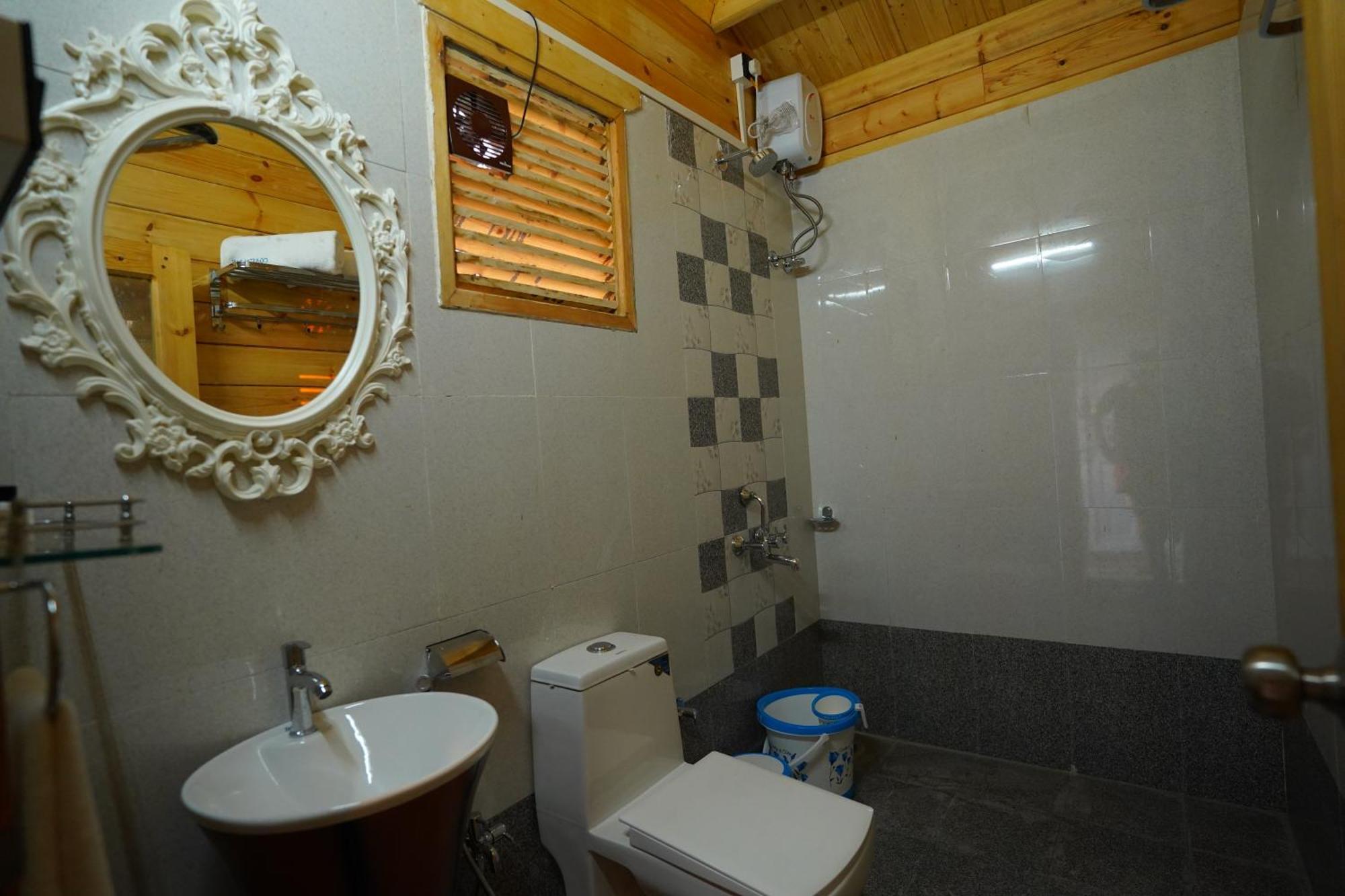 Coastal Bay Inn Alibag Exterior photo