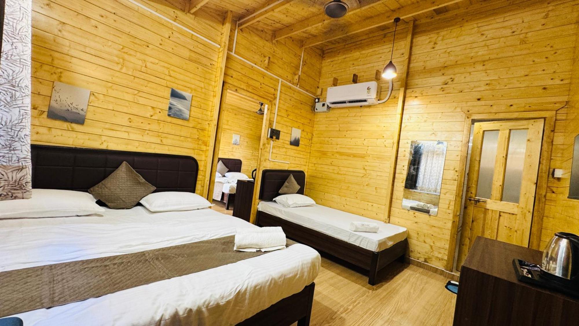 Coastal Bay Inn Alibag Exterior photo